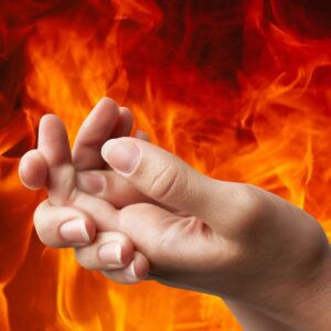 Hände im Feuer